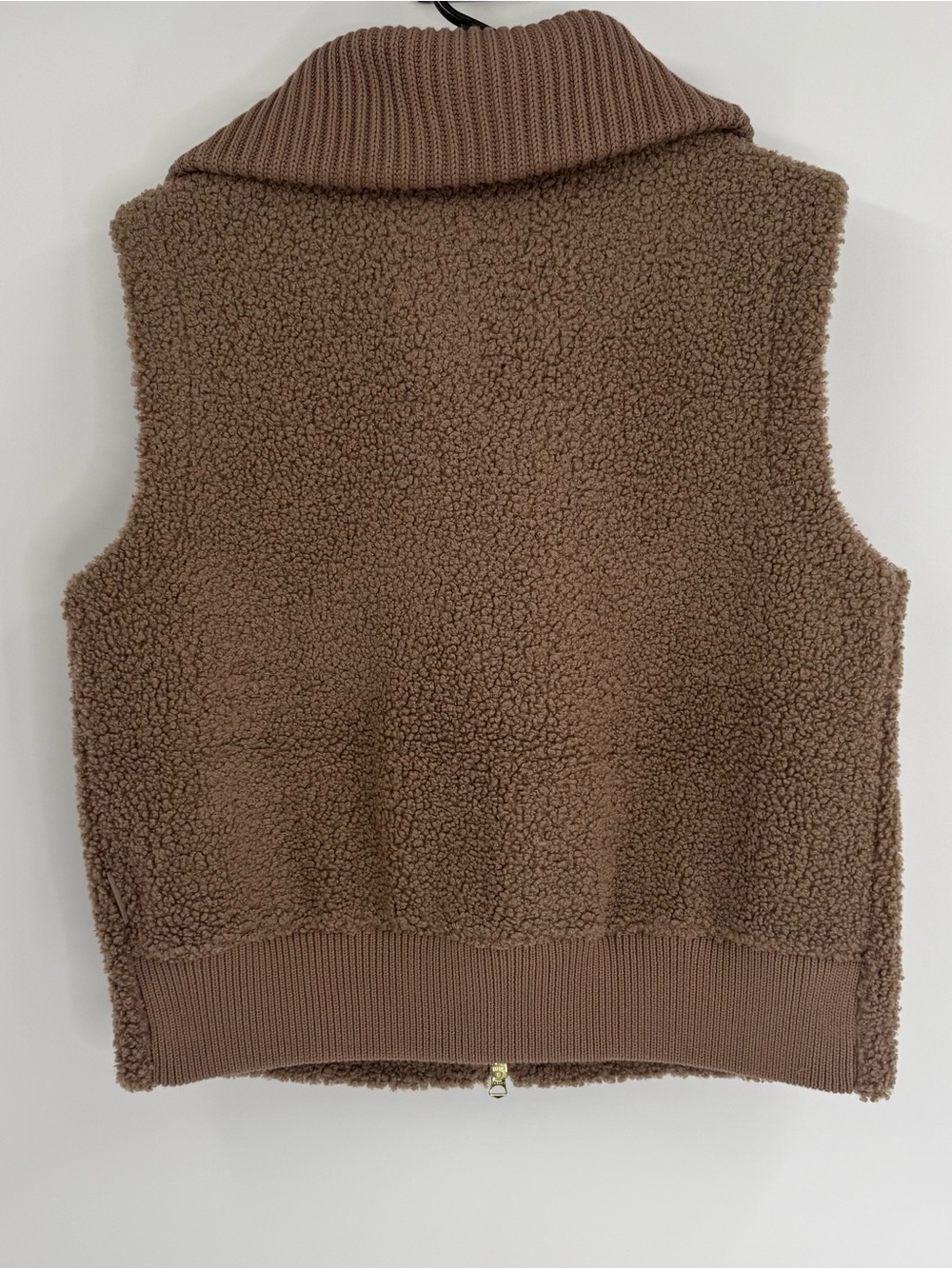 Varley Aspen Bouclé Sherpa Zip-Up Ribbed Collar Vest Gilet, Ash Taupe, Size M - Picture 7 of 10